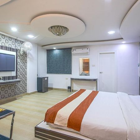 Hotel Shree Vinayak Palace 博帕尔 外观 照片