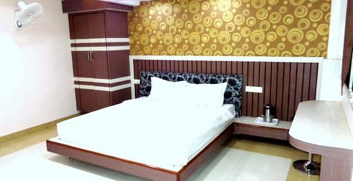 Hotel Shree Vinayak Palace 博帕尔 外观 照片