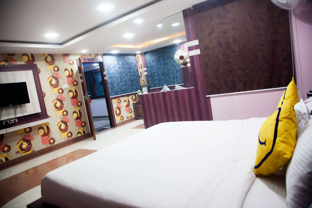 Hotel Shree Vinayak Palace 博帕尔 外观 照片