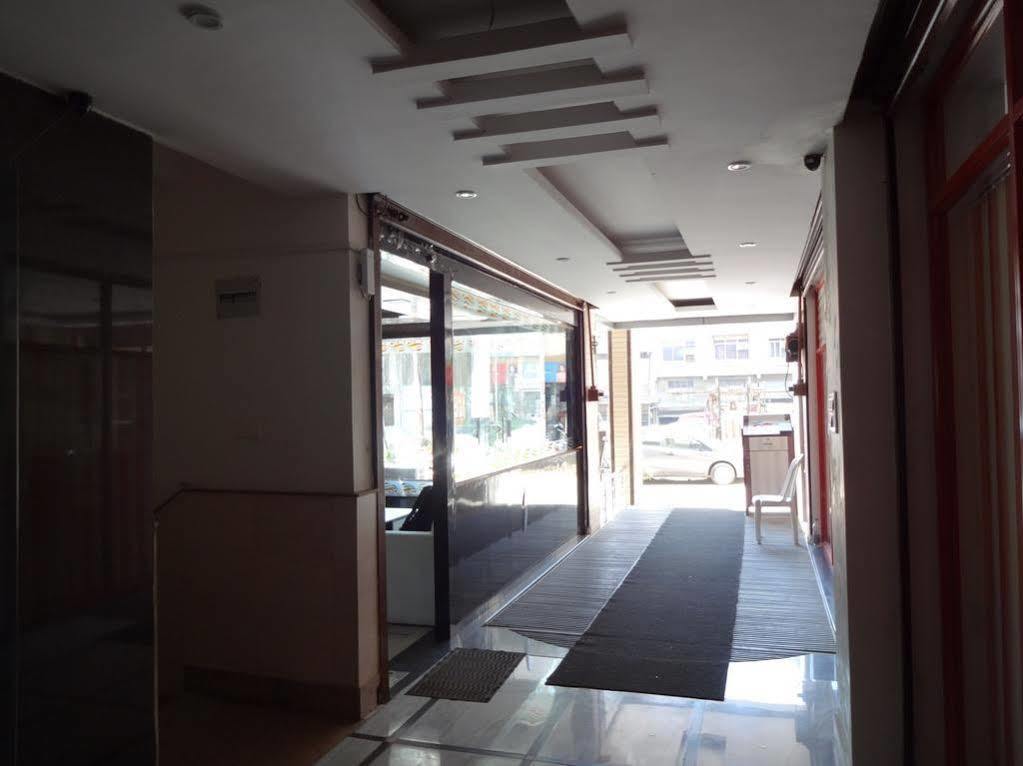 Hotel Shree Vinayak Palace 博帕尔 外观 照片