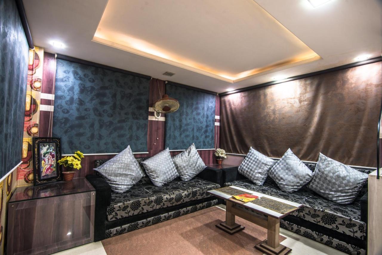 Hotel Shree Vinayak Palace 博帕尔 外观 照片