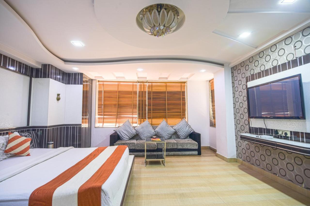 Hotel Shree Vinayak Palace 博帕尔 外观 照片